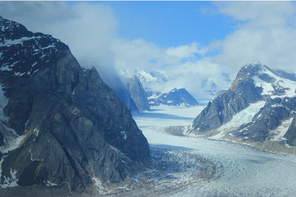 Snow and cold temperature at Denali