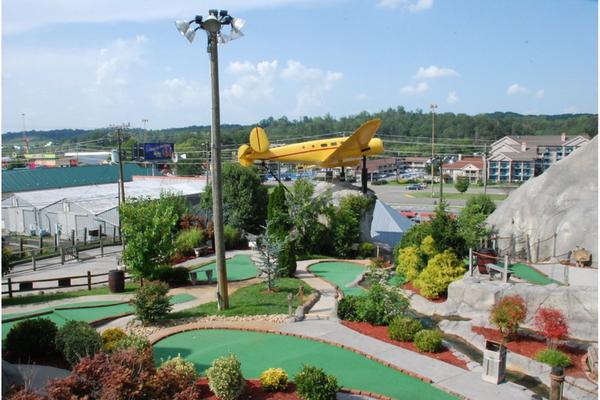 mini-golf