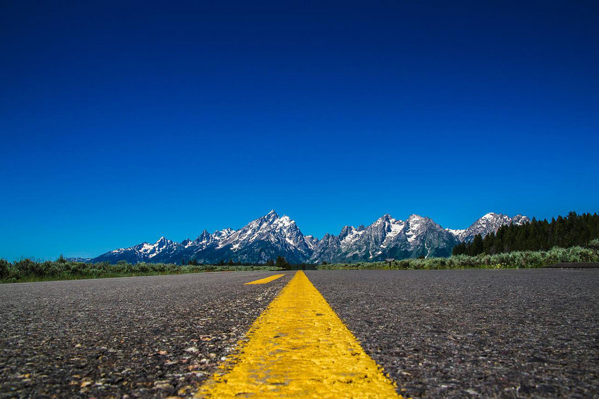 road to grand tetons